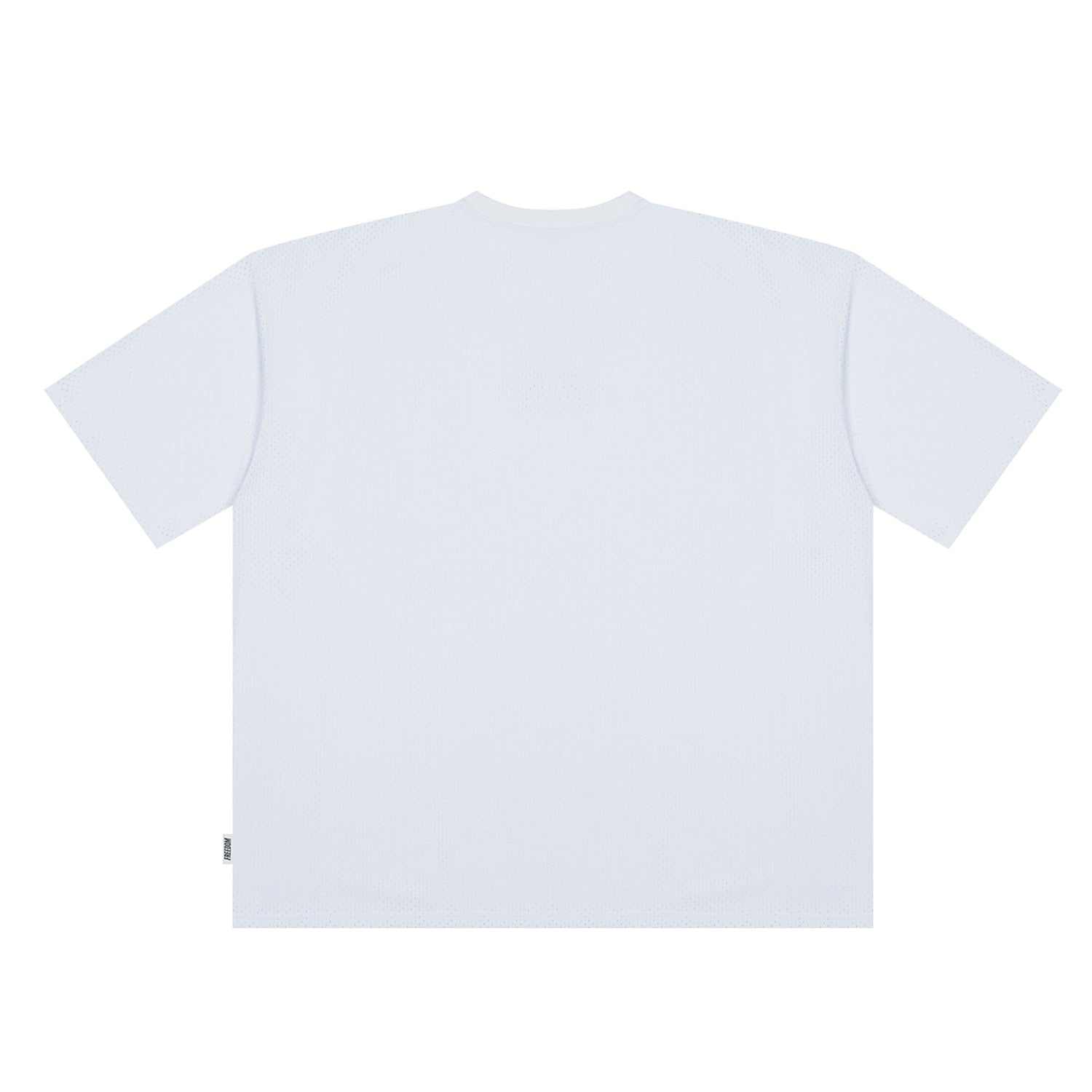 เสื้อยืดตาข่ายโอเวอร์ฟิตพิมพ์ลาย Freedom (สีขาว)