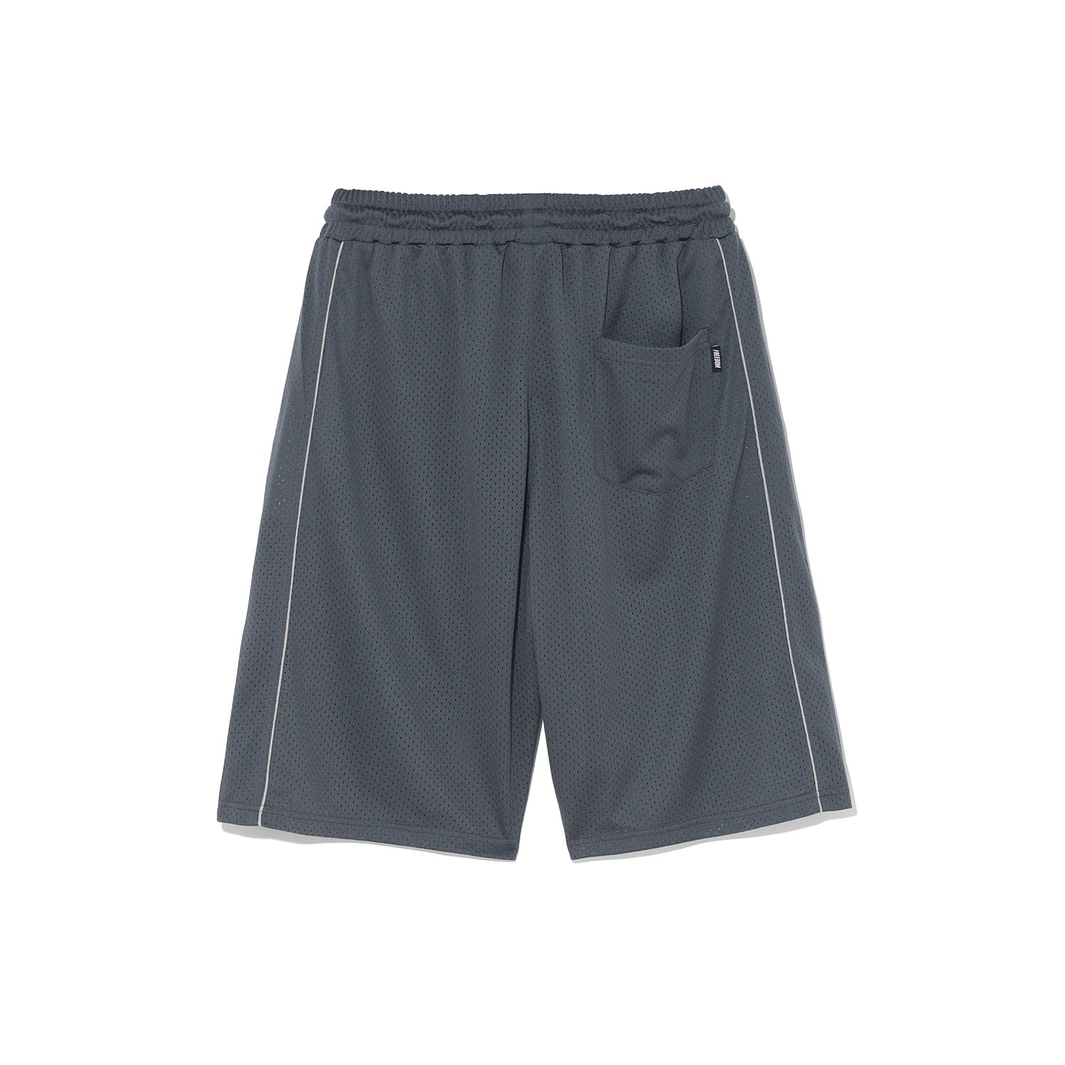 กางเกงขาสั้น Sideline Mesh Bermuda (สีเทาเข้ม)