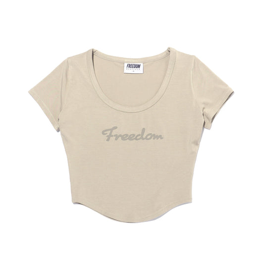 เสื้อครอปแขนสั้นคอกลมทรง U-modal (สี Sand Beige)