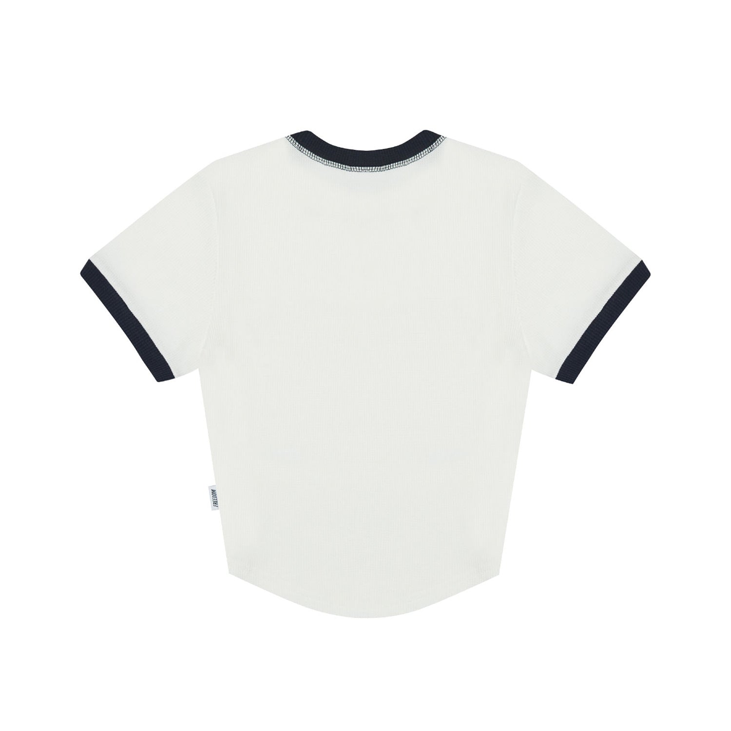 เสื้อยืดครอป Waffle Ringer สำหรับผู้หญิง (สีขาว)