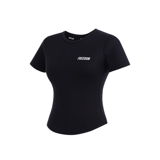 เสื้อครอปเอวลอย Essential (สีดำ)