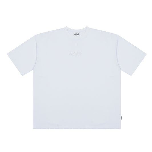 เสื้อยืดตาข่ายโอเวอร์ฟิตพิมพ์ลาย Freedom (สีขาว)