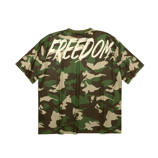 เสื้อยืดตาข่ายพิมพ์ลายด้านหลังขนาดโอเวอร์ไซส์ (ลายพรางอ่อน)