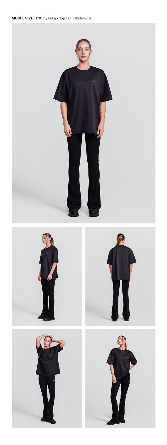 เสื้อยืดโอเวอร์ไซส์ทรงเบสิก (สีดำ)