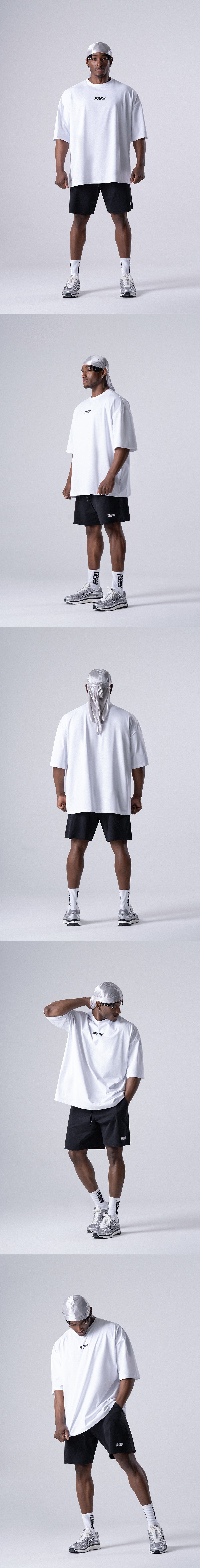 เสื้อยืดโอเวอร์ฟิต Essential (สีขาว)
