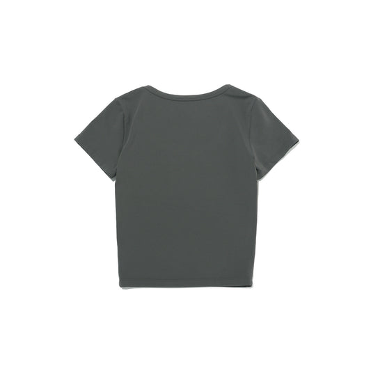 เสื้อยืดแขนสั้นคอตัวยูพิมพ์โลโก้เล็กครอป (สีกรมท่า)