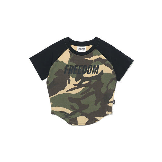 เสื้อยืดแขนสามส่วนลายพิมพ์โลโก้สำหรับผู้หญิง (ลายพรางดำ)