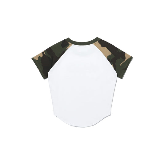 เสื้อยืดแขนสามส่วนโลโก้สำหรับผู้หญิง (ลายพรางขาว)